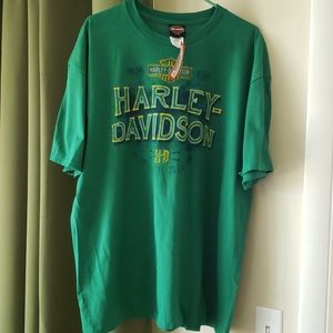 2 men's Harley-Davidson shirts